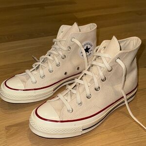 Unisex creme converse high tops